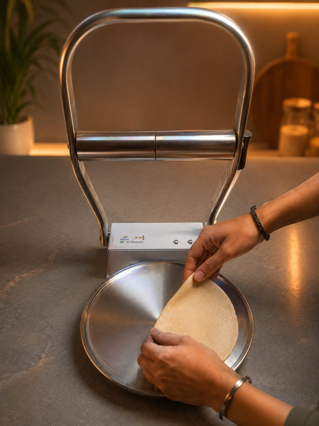 Warm kitchen moment Warm kitchen moment - RotiMitra gallery image